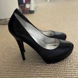 COPY -Black leather heels. Size 8. gently worn. Like new condition. platform s…